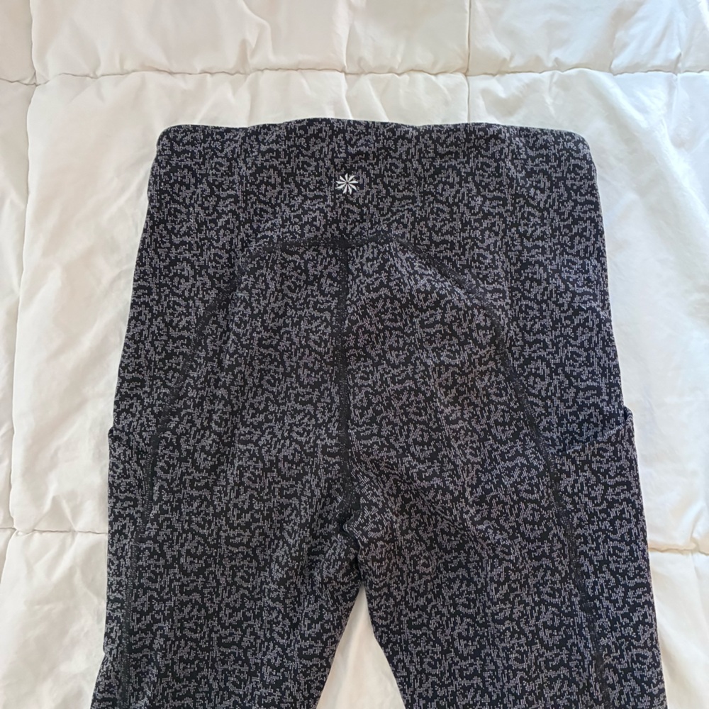 Athleta Leggings - Charcoal Patterned - Size Medium
